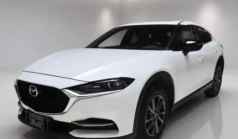 Mazda CX-4 2021 белый автомобиль из Китая для экспорта в Россию
