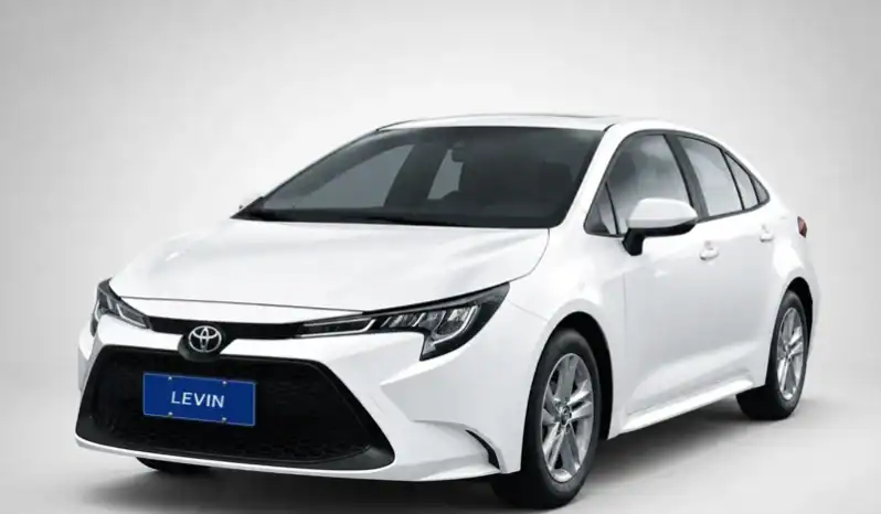 Главное фото белой Toyota Levin 2022: купить седан с экспортом из Китая, вид для каталога продаж