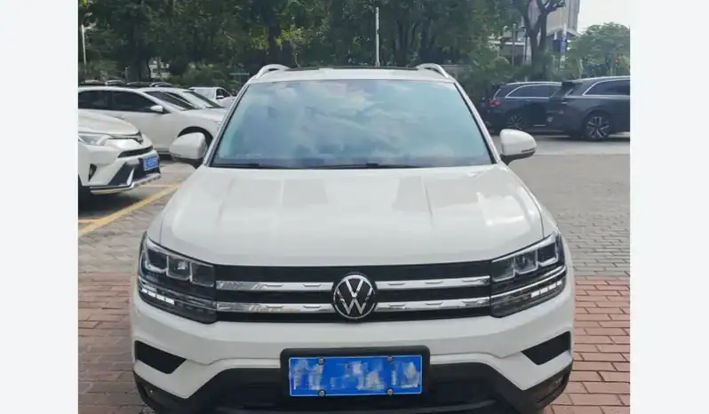 
 Volkswagen Tiguan из Китая 2022 full									