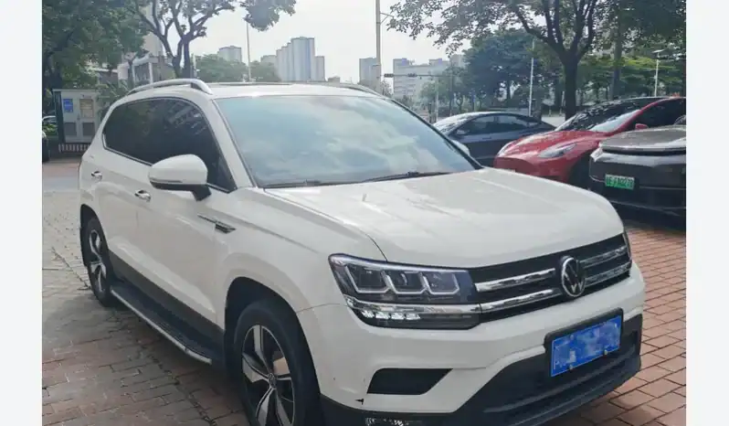 
 Volkswagen Tiguan из Китая 2022 full									