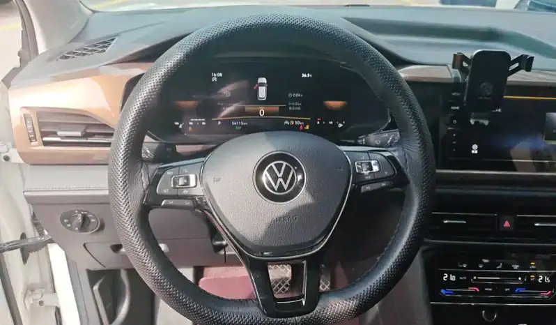 
 Volkswagen Tiguan из Китая 2022 full									