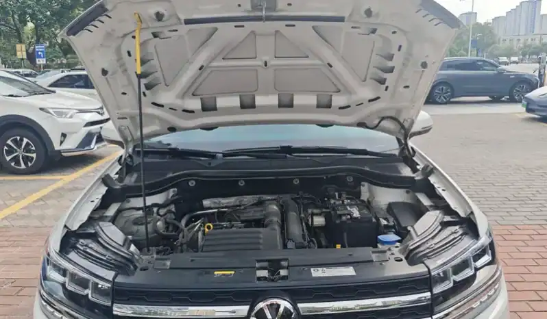 
 Volkswagen Tiguan из Китая 2022 full									